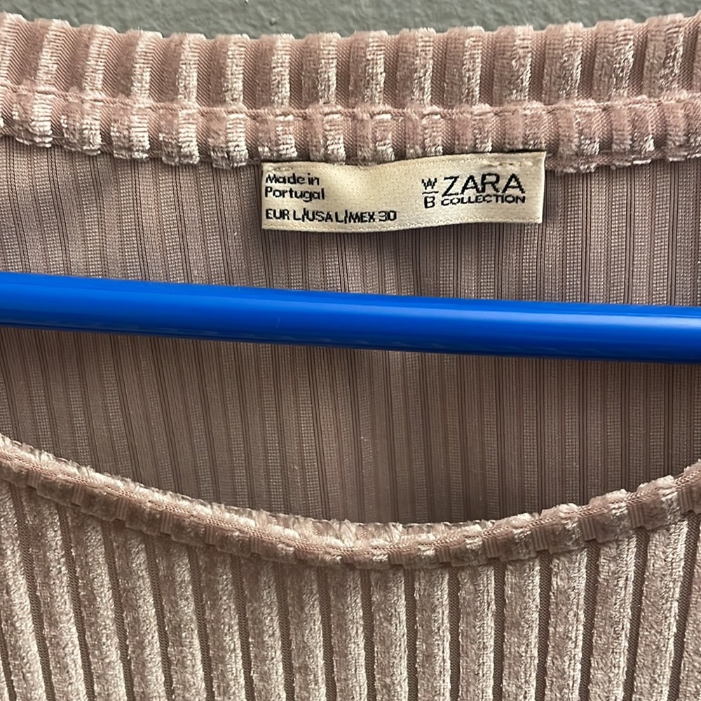 Blush Ribbed Velvet Top - Picture 5 of 8
